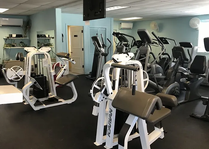 Elmwood Resort Hotel